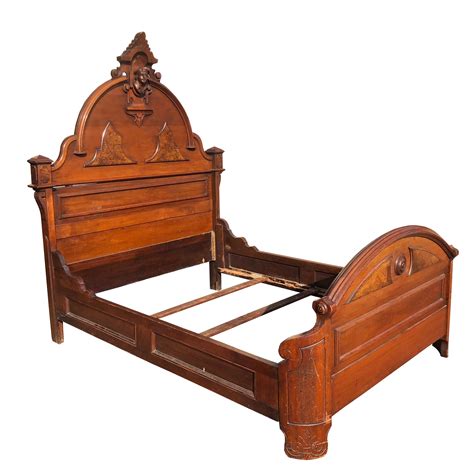 dating antique beds